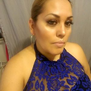 Meet your Posher, Yolanda